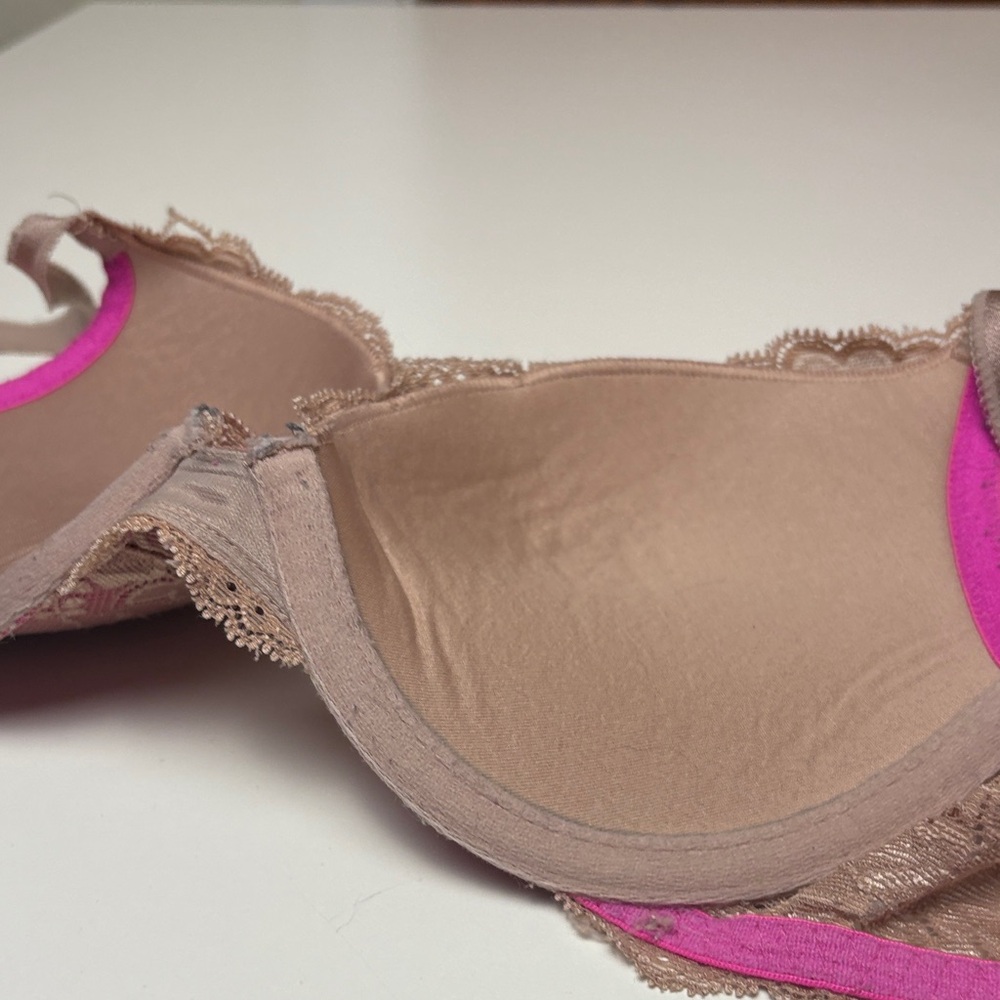 Victoria's Secret 34B Pink & Beige Lace Push up bra GUC - Picture 9 of 11